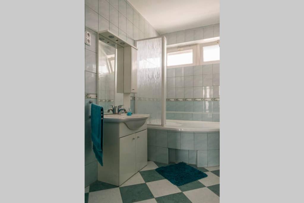 Aloe Apartman Sopron Exterior foto