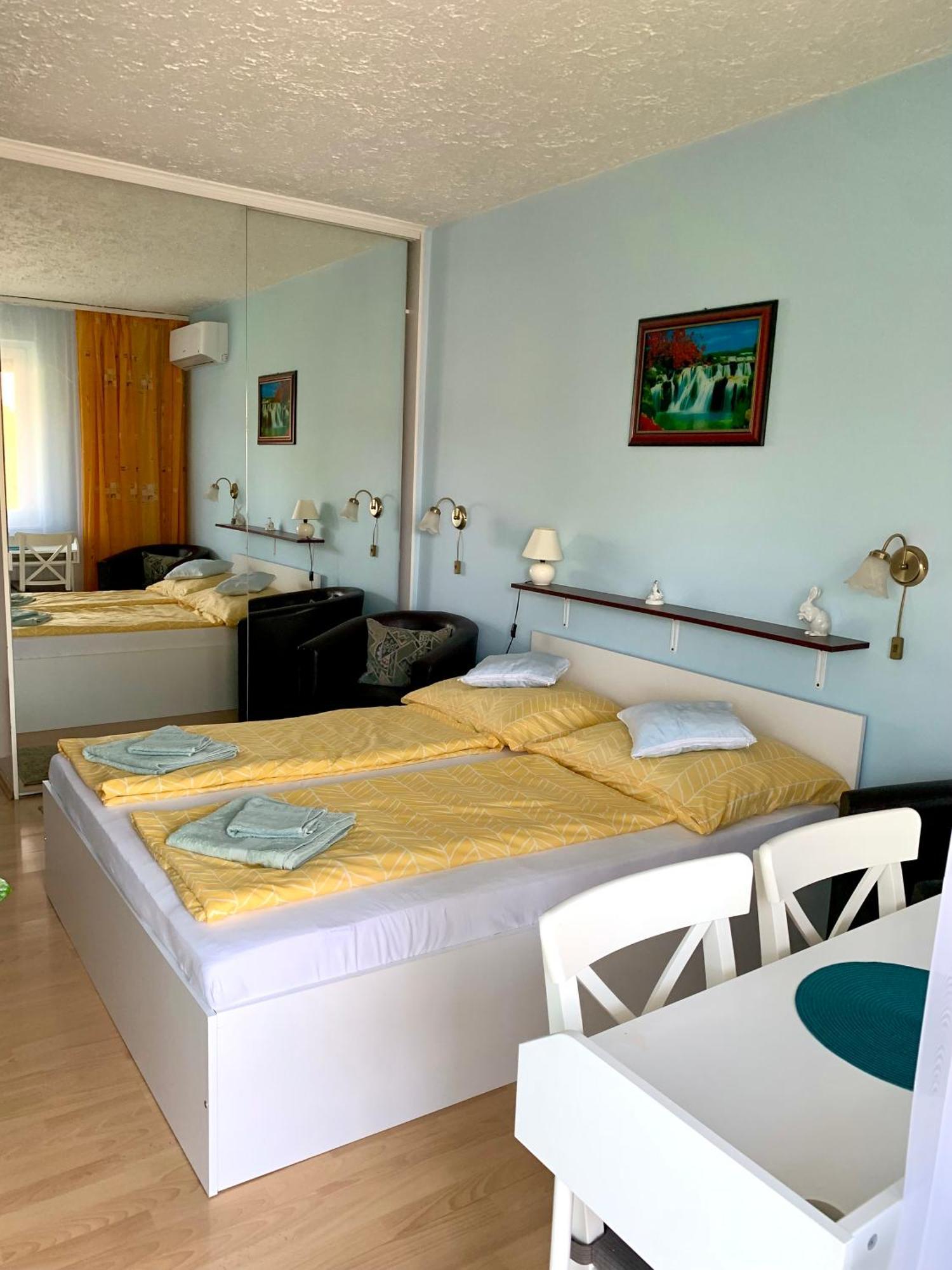 Aloe Apartman Sopron Exterior foto