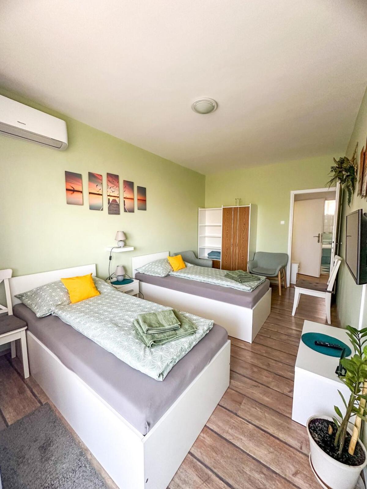 Aloe Apartman Sopron Exterior foto